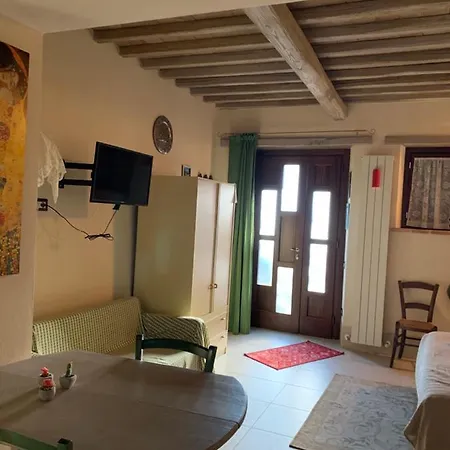 Borgo Pirolino Κατάλυμα σε φάρμα