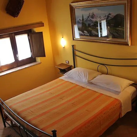 Borgo Pirolino Alloggio per agriturismo *