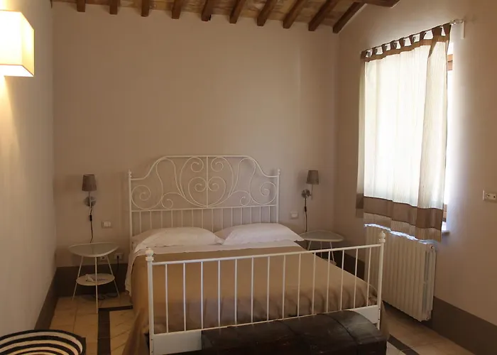 Borgo Pirolino أورفييتو