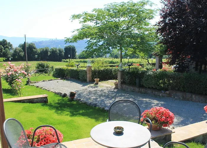 مزرعة للإقامة Borgo Pirolino