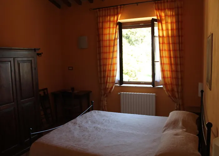 مزرعة للإقامة Borgo Pirolino أورفييتو